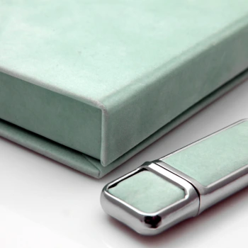 Zestaw welur miętowy pendrive w pudełku (8GB 3.0)